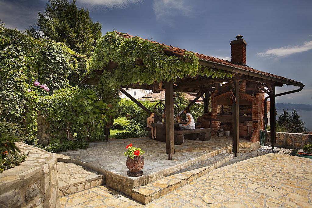 Apartments Petricic With Swimming Pool Ičići 外观 照片