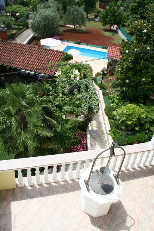 Apartments Petricic With Swimming Pool Ičići 外观 照片